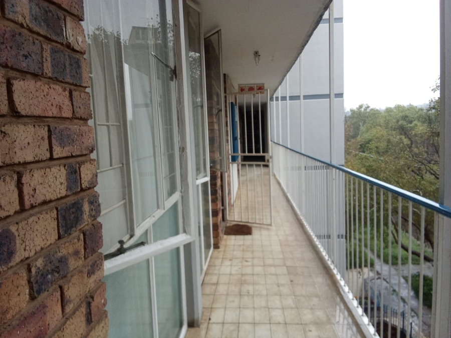 1 Bedroom Property for Sale in Sunnyside Gauteng