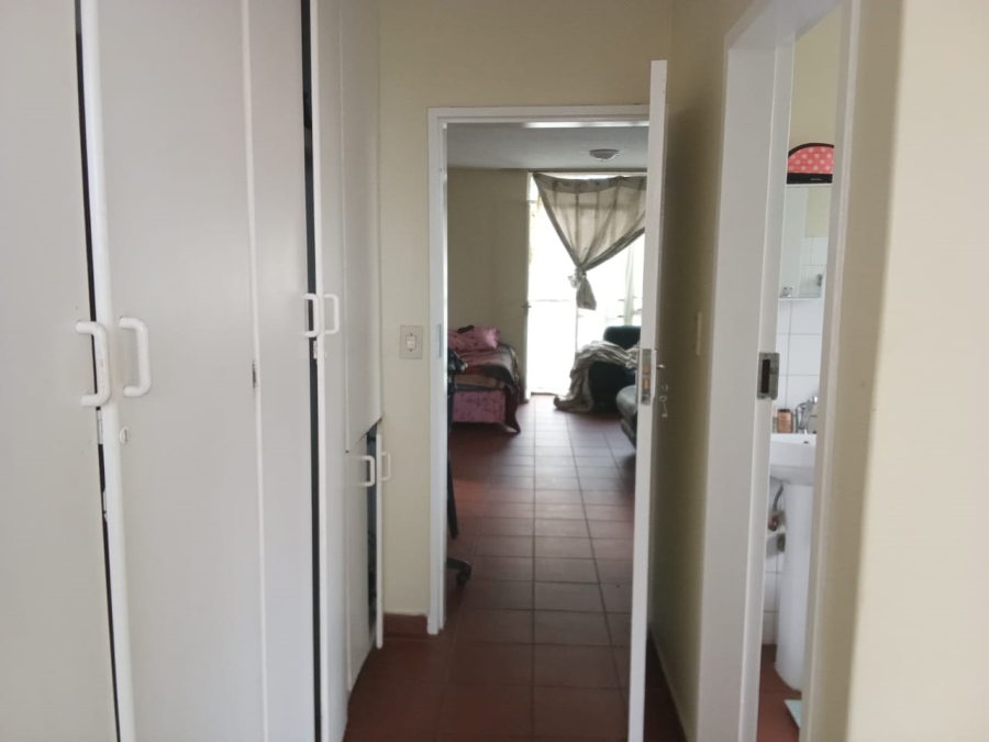 1 Bedroom Property for Sale in Sunnyside Gauteng