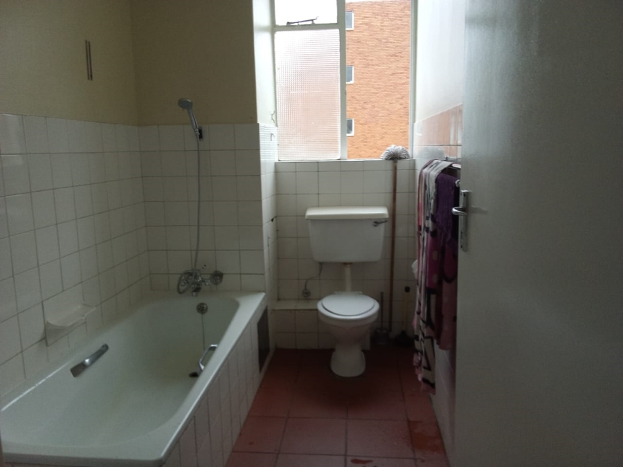 1 Bedroom Property for Sale in Sunnyside Gauteng