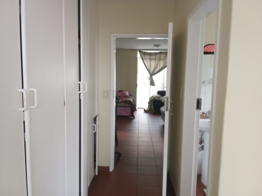 1 Bedroom Property for Sale in Sunnyside Gauteng