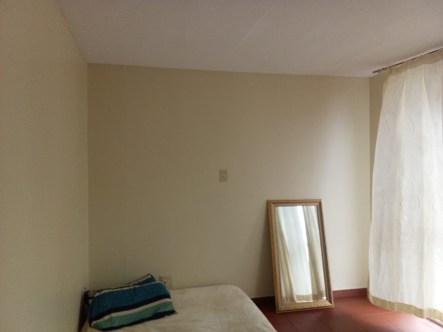 1 Bedroom Property for Sale in Sunnyside Gauteng