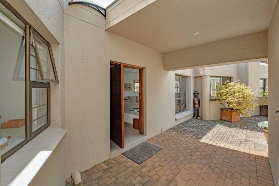 3 Bedroom Property for Sale in Bryanston Gauteng