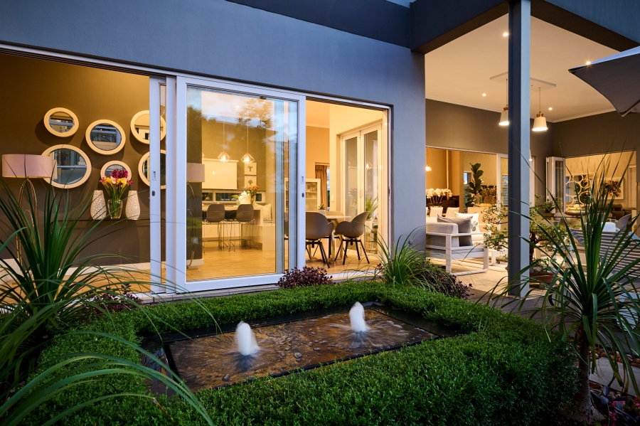 4 Bedroom Property for Sale in Waterfall Country Estate Gauteng