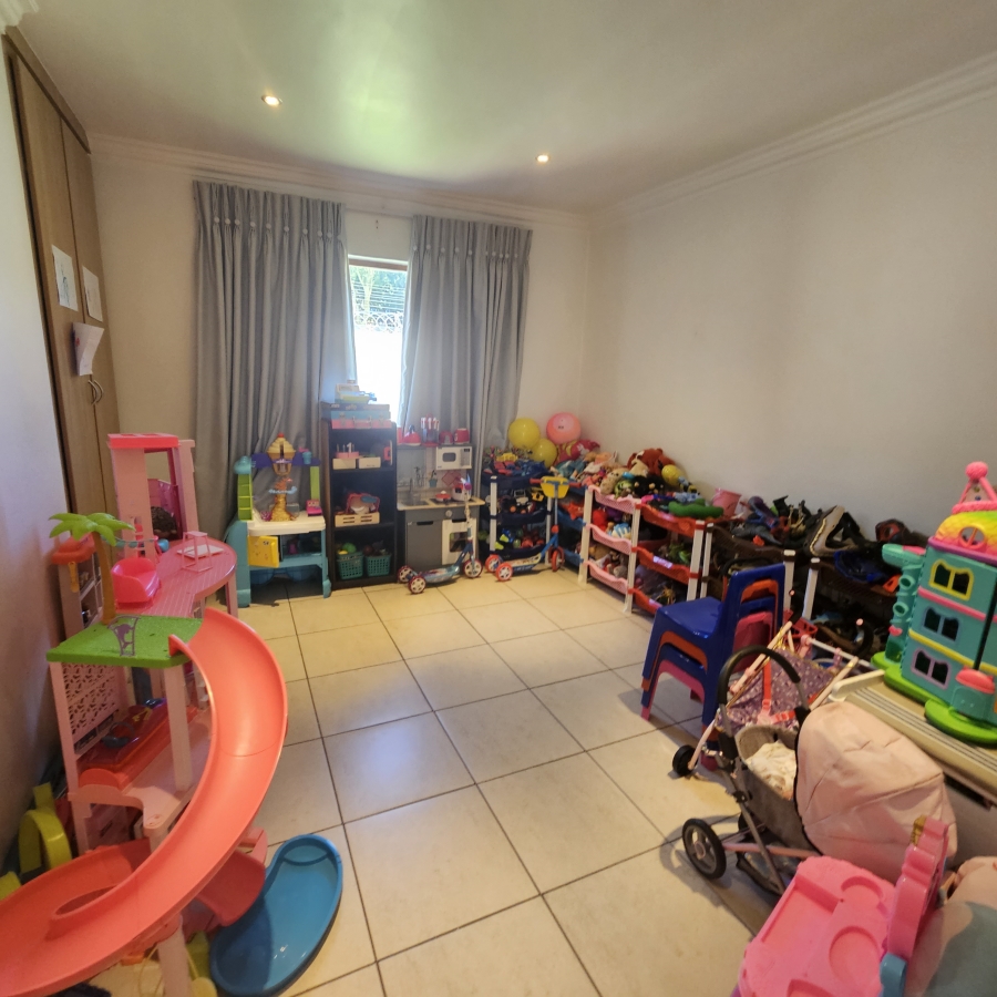 3 Bedroom Property for Sale in Emerald Estate Gauteng