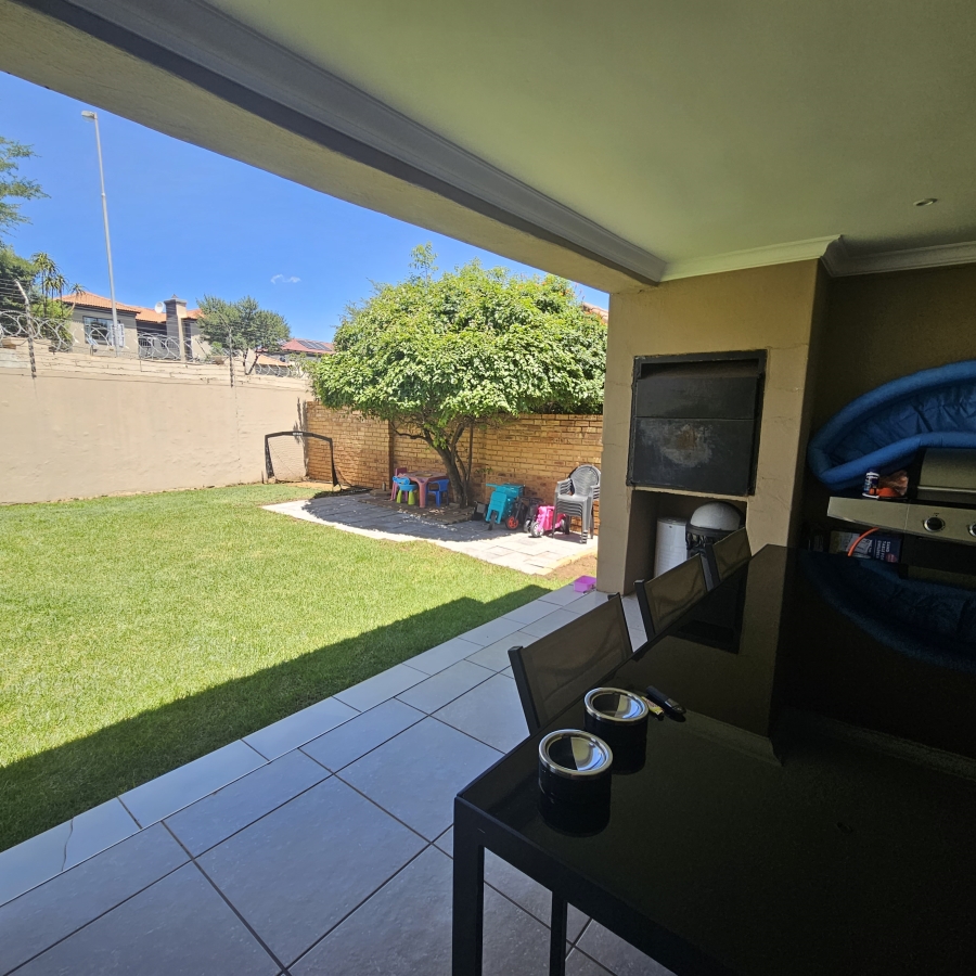 3 Bedroom Property for Sale in Emerald Estate Gauteng