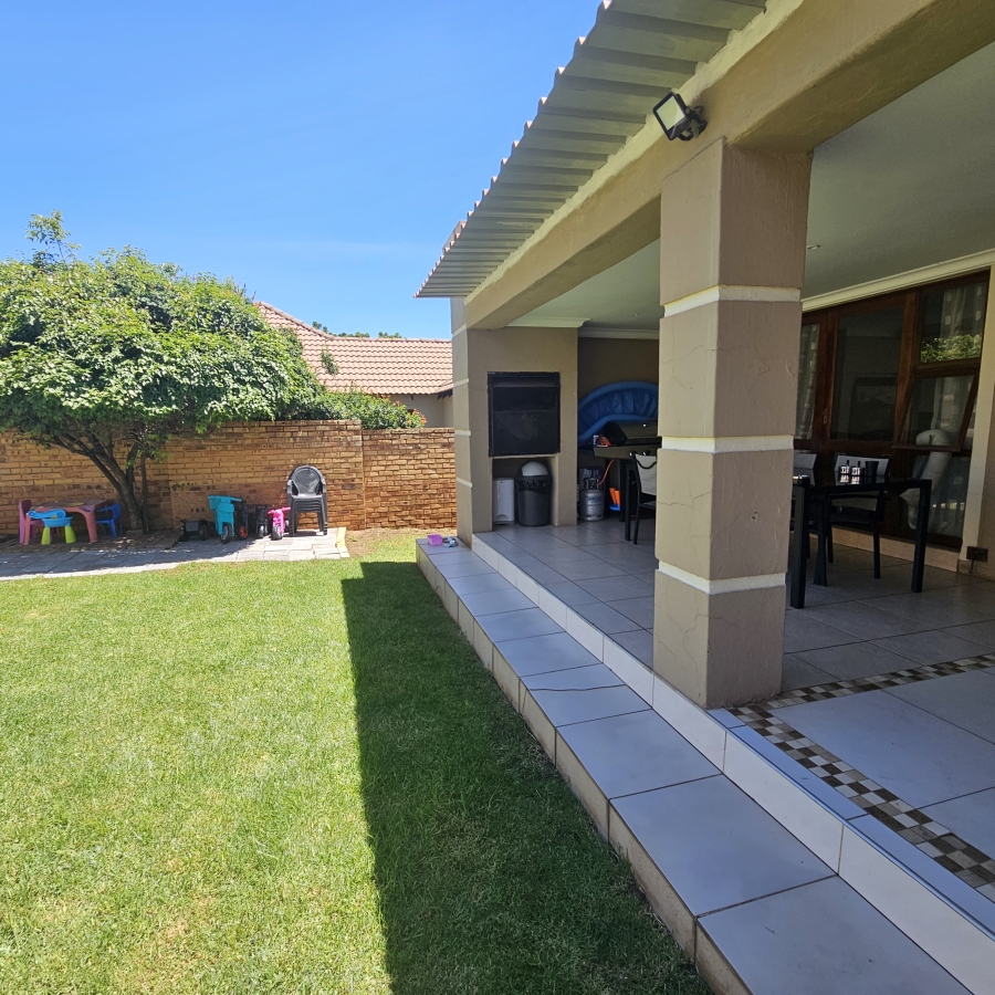 3 Bedroom Property for Sale in Emerald Estate Gauteng