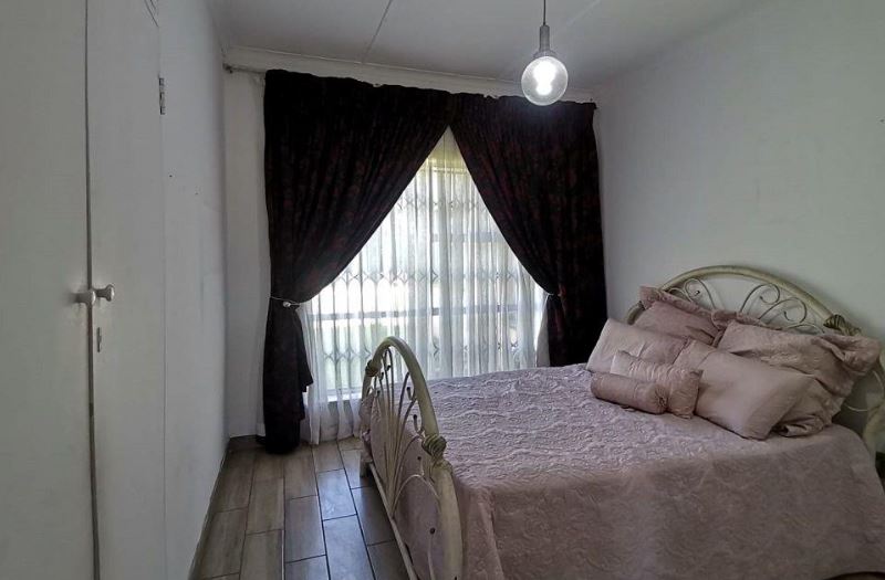 4 Bedroom Property for Sale in Brackenhurst Gauteng