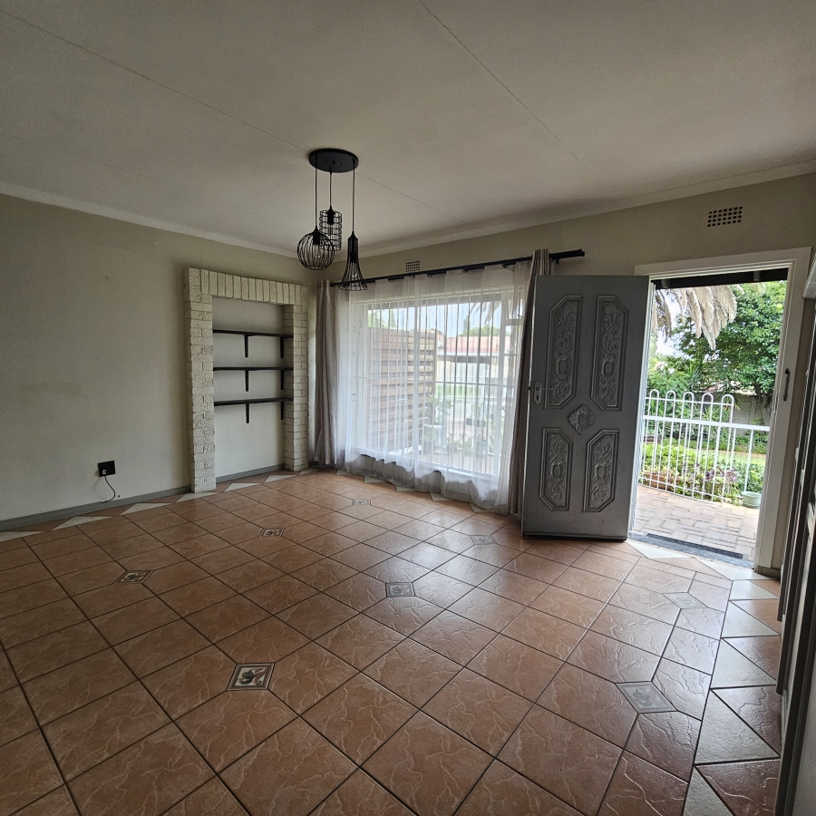 3 Bedroom Property for Sale in Isandovale Gauteng