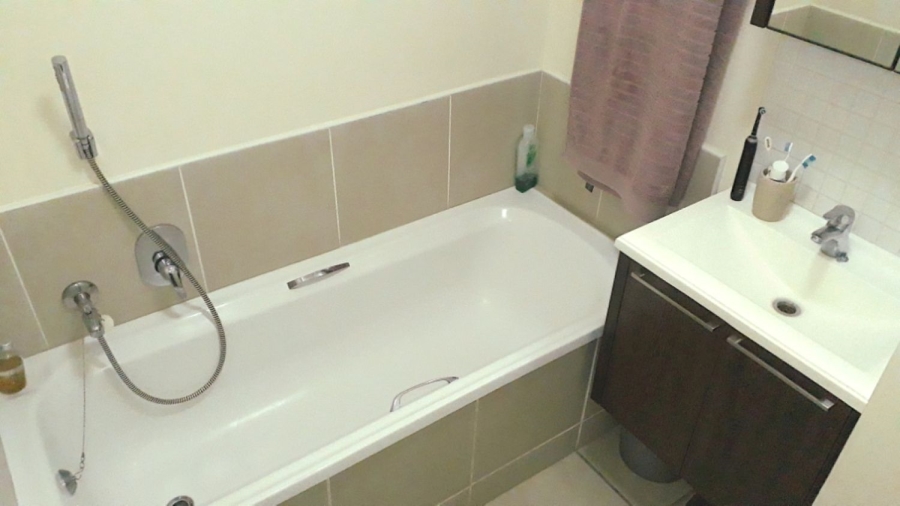 2 Bedroom Property for Sale in Bryanston Gauteng