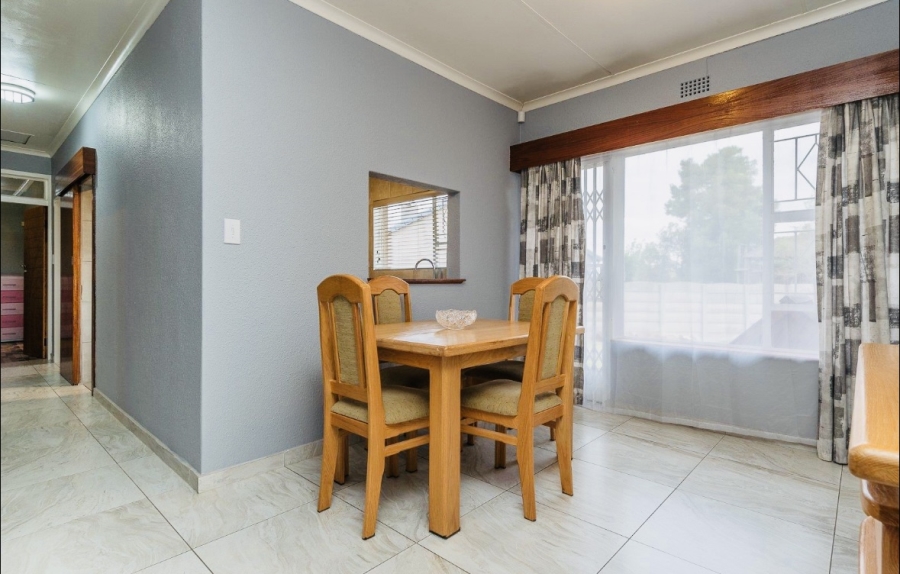 4 Bedroom Property for Sale in Brackenhurst Gauteng