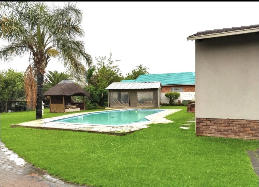 3 Bedroom Property for Sale in Brackenhurst Gauteng