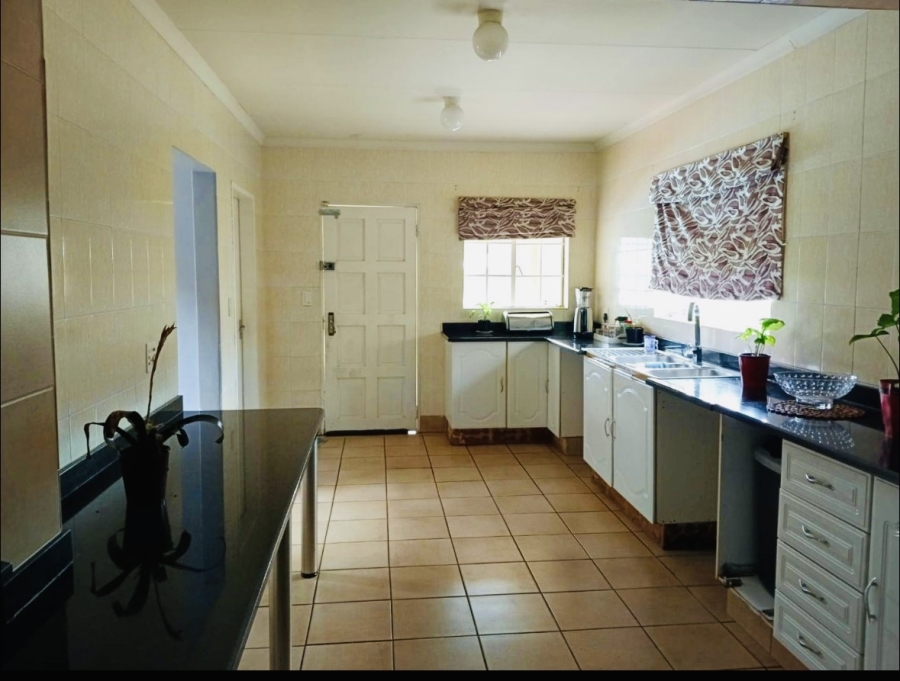 3 Bedroom Property for Sale in Brackenhurst Gauteng