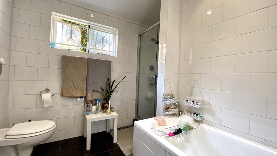3 Bedroom Property for Sale in Sandown Gauteng