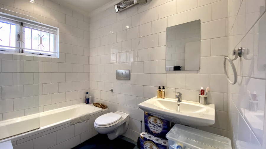 3 Bedroom Property for Sale in Sandown Gauteng
