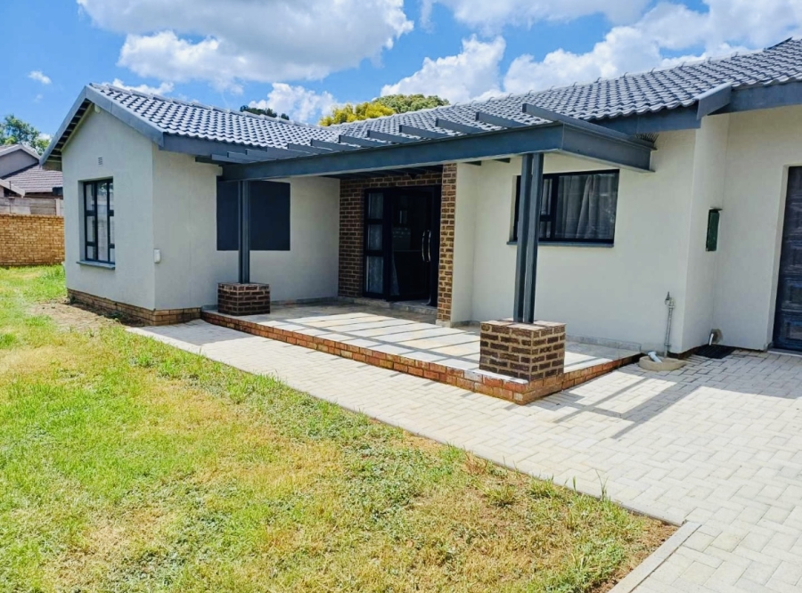 4 Bedroom Property for Sale in Brackenhurst Gauteng