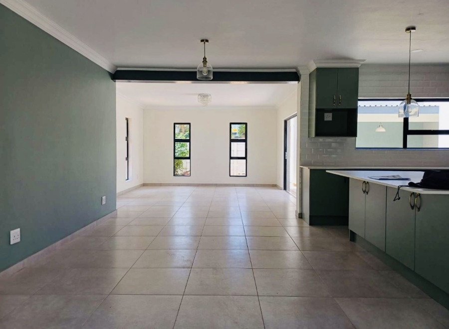 4 Bedroom Property for Sale in Brackenhurst Gauteng