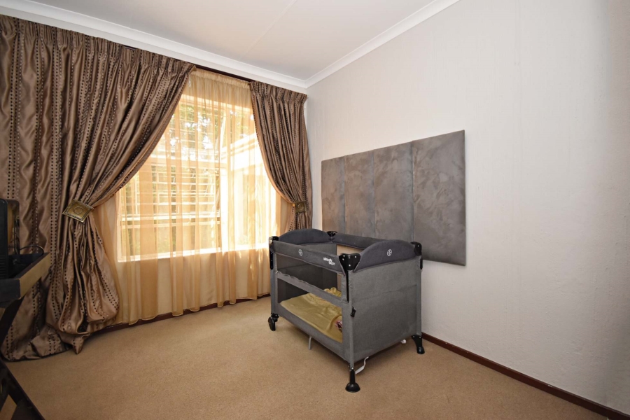 2 Bedroom Property for Sale in Bromhof Gauteng