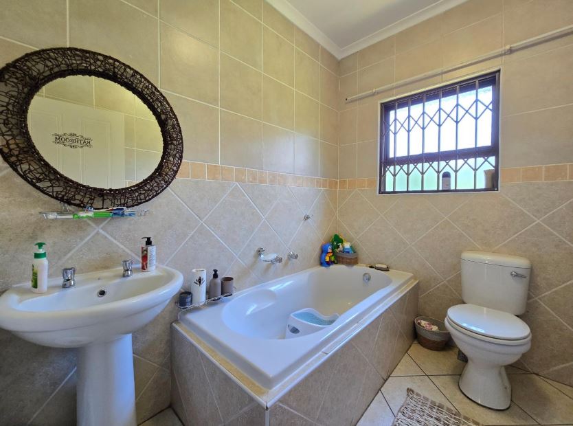 3 Bedroom Property for Sale in Brackendowns Gauteng