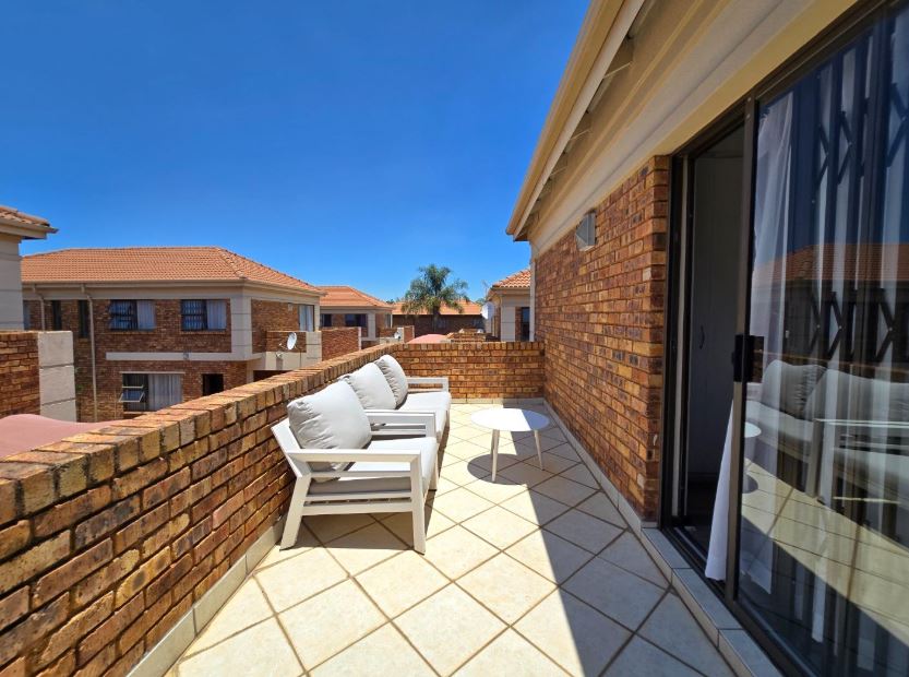 3 Bedroom Property for Sale in Brackendowns Gauteng