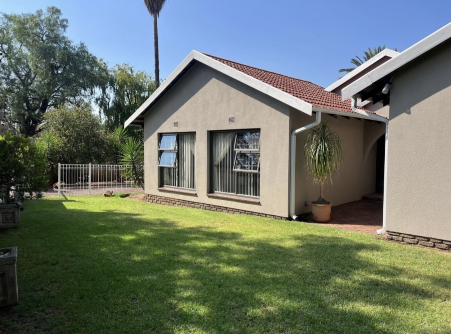 3 Bedroom Property for Sale in Brackenhurst Gauteng