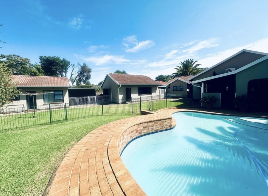 3 Bedroom Property for Sale in Brackenhurst Gauteng