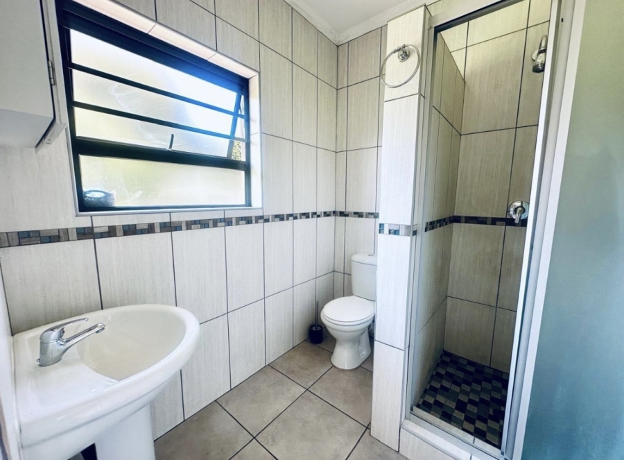 3 Bedroom Property for Sale in Brackenhurst Gauteng