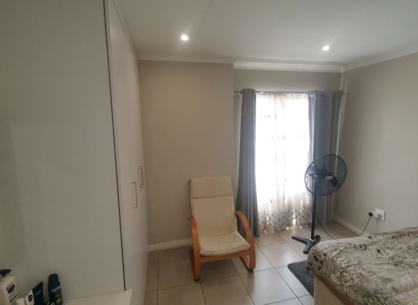 2 Bedroom Property for Sale in Albertsdal Gauteng