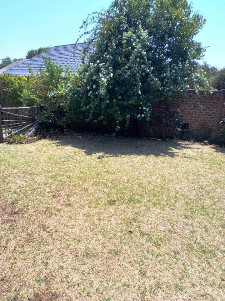 4 Bedroom Property for Sale in Verwoerdpark Gauteng