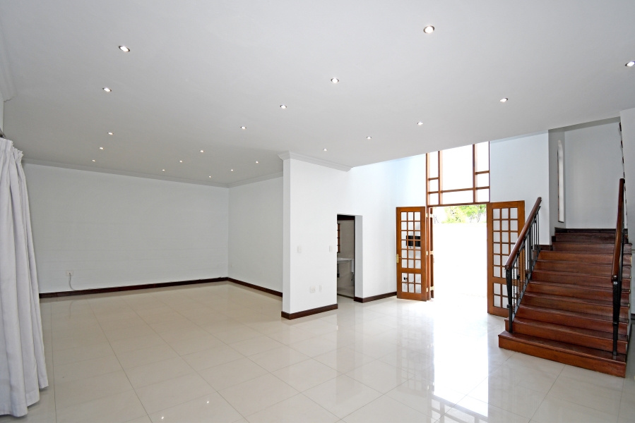 5 Bedroom Property for Sale in Bryanston Gauteng