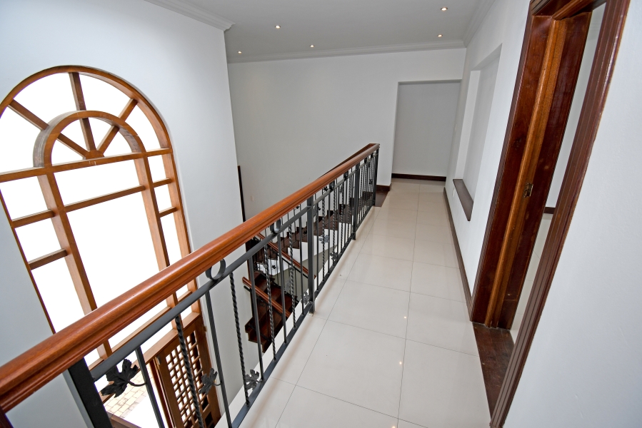 5 Bedroom Property for Sale in Bryanston Gauteng