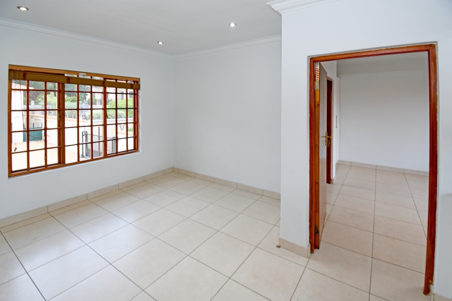 5 Bedroom Property for Sale in Bryanston Gauteng