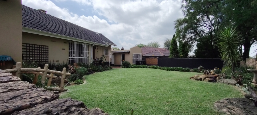 4 Bedroom Property for Sale in Lambton Gauteng