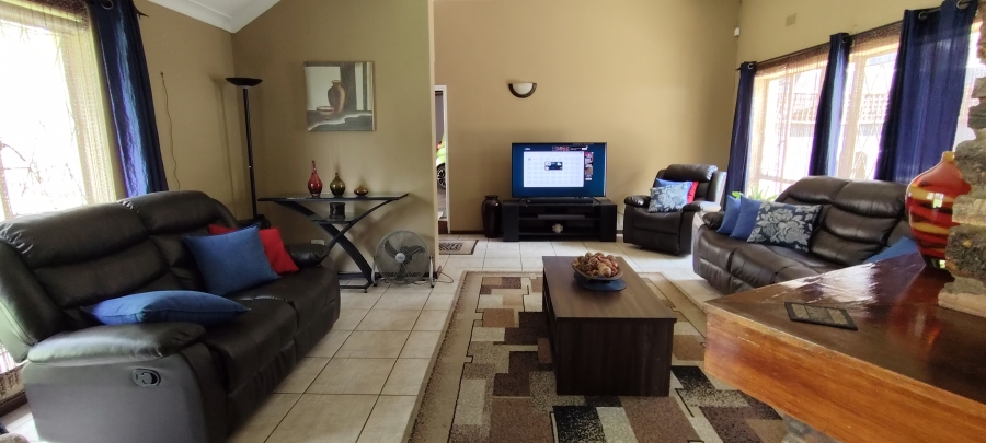 4 Bedroom Property for Sale in Lambton Gauteng