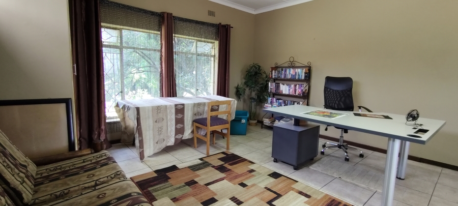 4 Bedroom Property for Sale in Lambton Gauteng