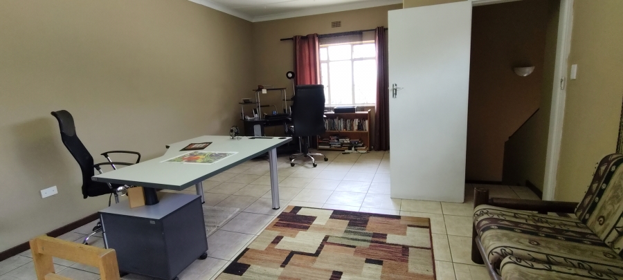 4 Bedroom Property for Sale in Lambton Gauteng