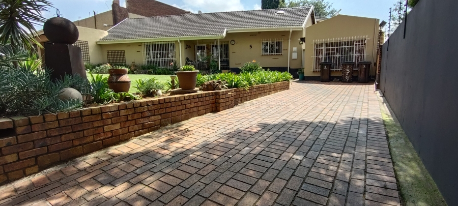 4 Bedroom Property for Sale in Lambton Gauteng