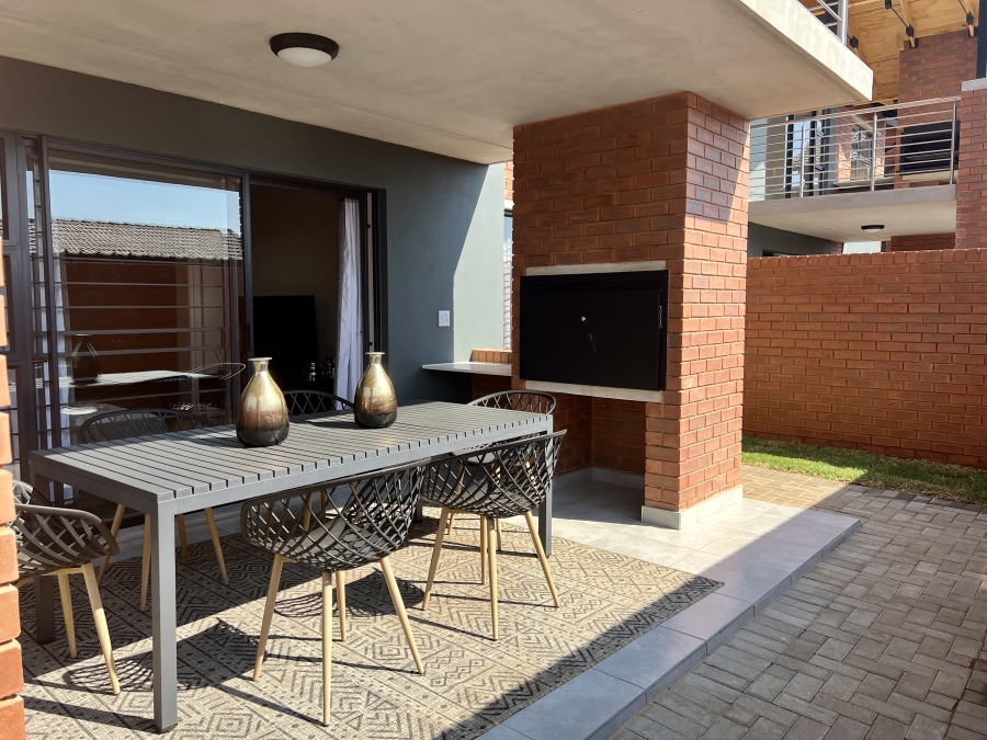 2 Bedroom Property for Sale in Olympus AH Gauteng