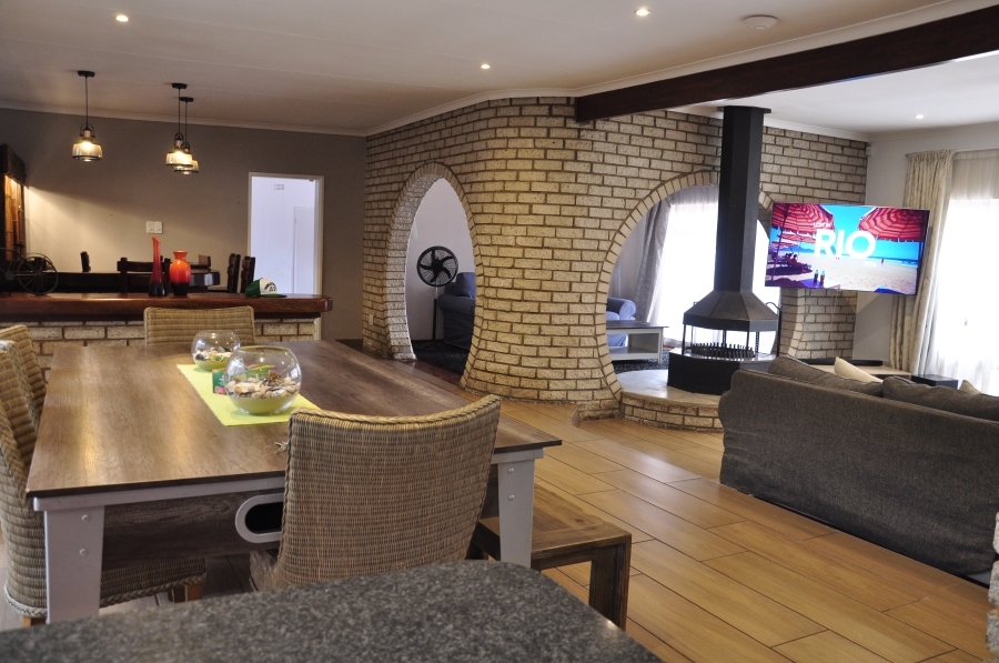 4 Bedroom Property for Sale in Paulshof Gauteng