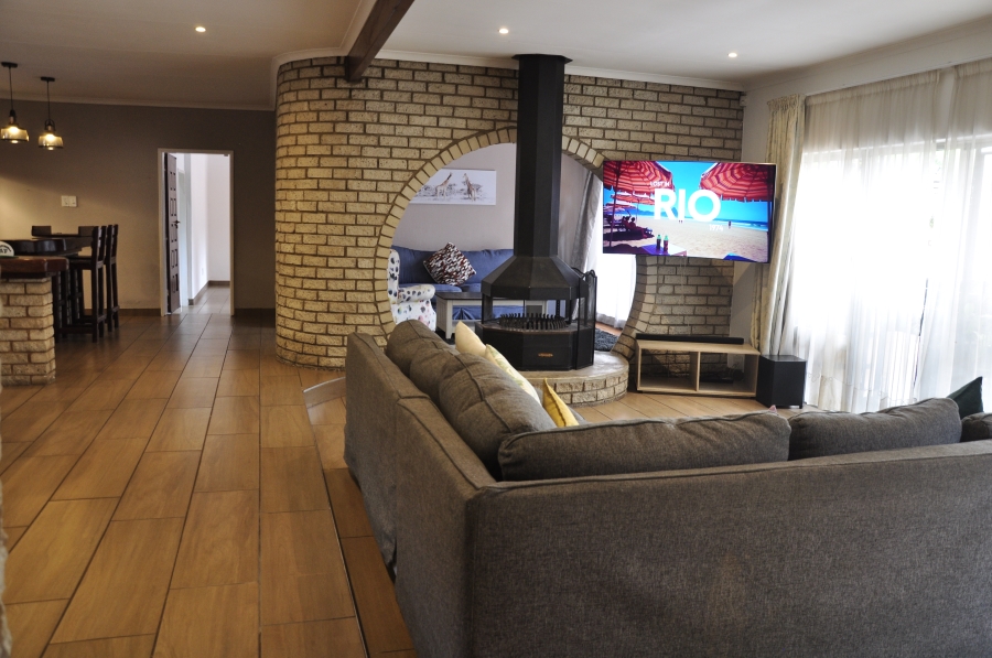 4 Bedroom Property for Sale in Paulshof Gauteng