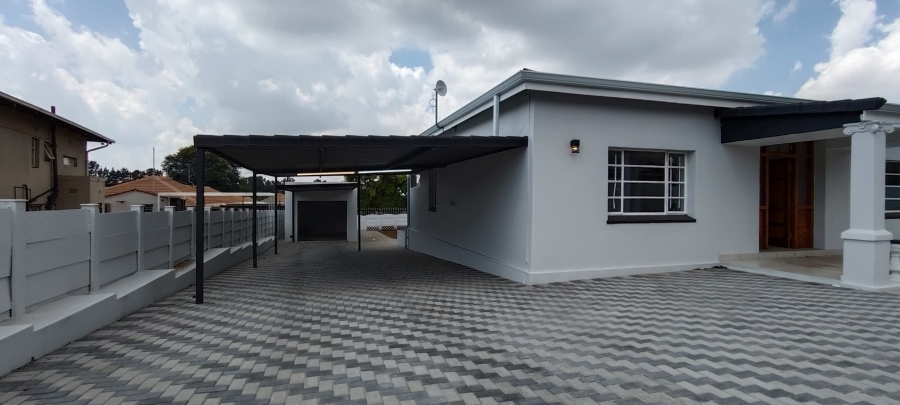 2 Bedroom Property for Sale in Florentia Gauteng