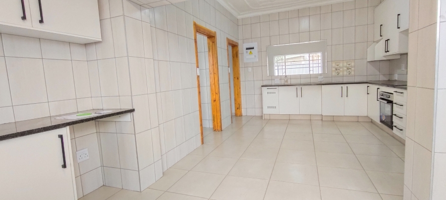 2 Bedroom Property for Sale in Florentia Gauteng