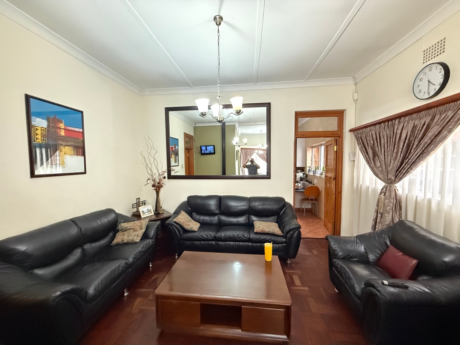 4 Bedroom Property for Sale in Rosettenville Gauteng