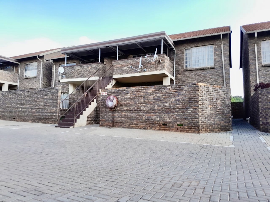 2 Bedroom Property for Sale in Philip Nel Park Gauteng