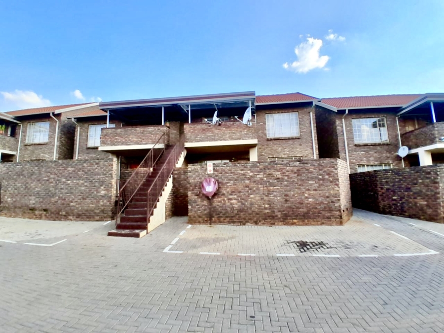 2 Bedroom Property for Sale in Philip Nel Park Gauteng
