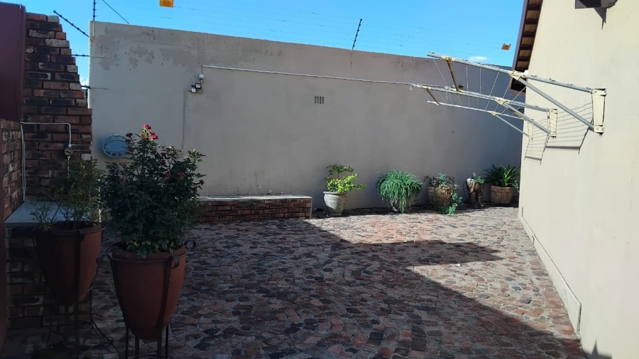 3 Bedroom Property for Sale in Vanderbijlpark SE 6 Gauteng