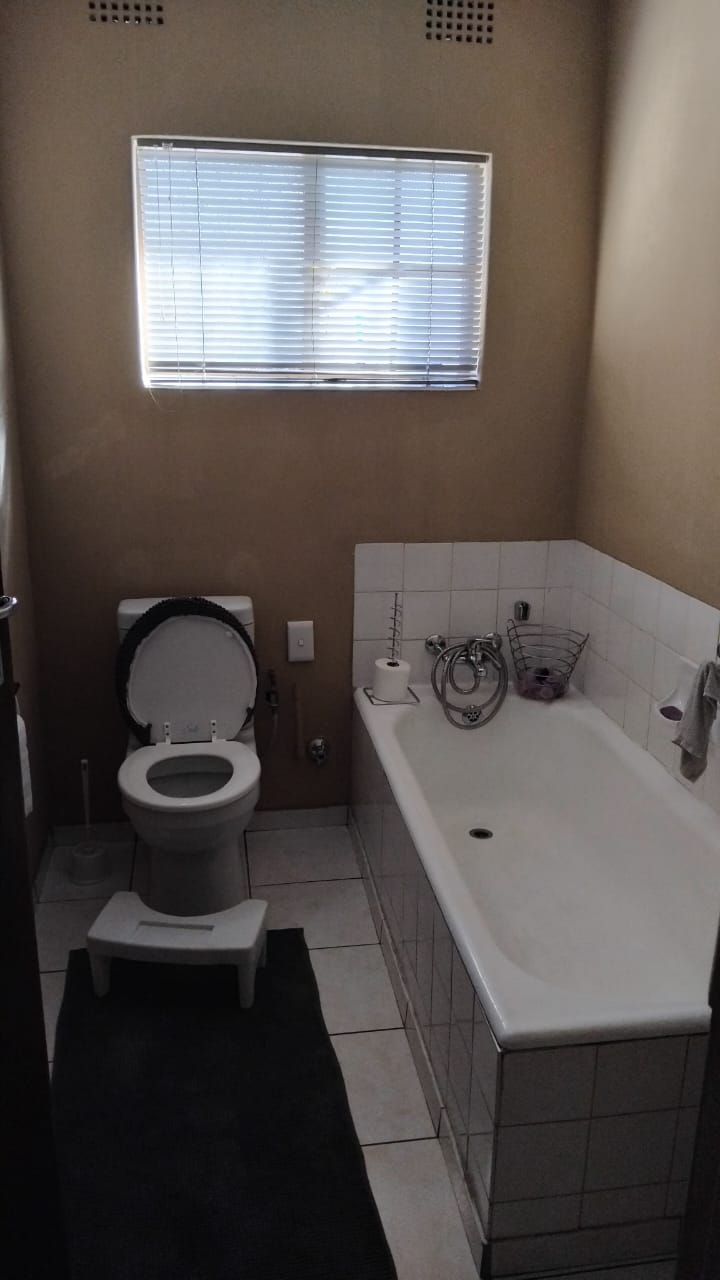 3 Bedroom Property for Sale in Vanderbijlpark SE 6 Gauteng