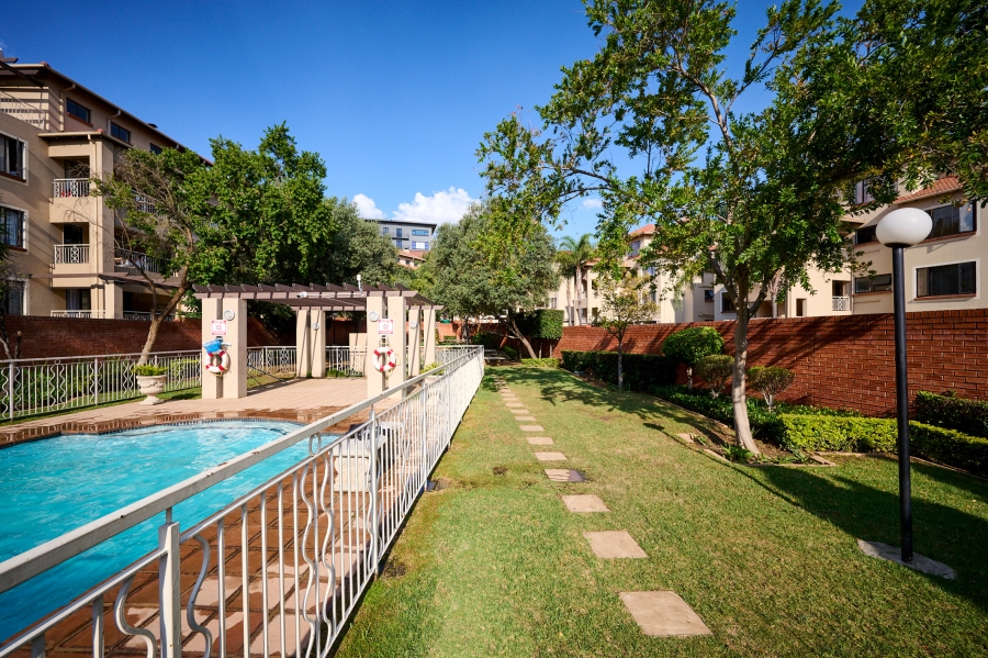 2 Bedroom Property for Sale in Sunninghill Gauteng