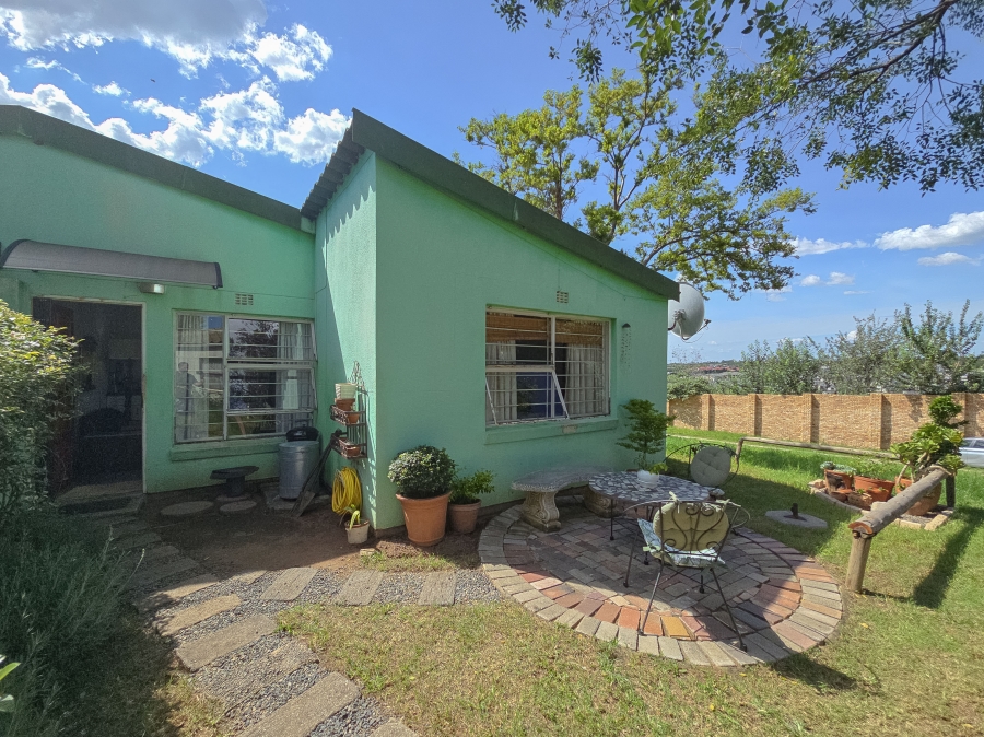 3 Bedroom Property for Sale in Bloubosrand Gauteng