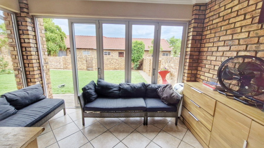 3 Bedroom Property for Sale in Theresa Park Gauteng