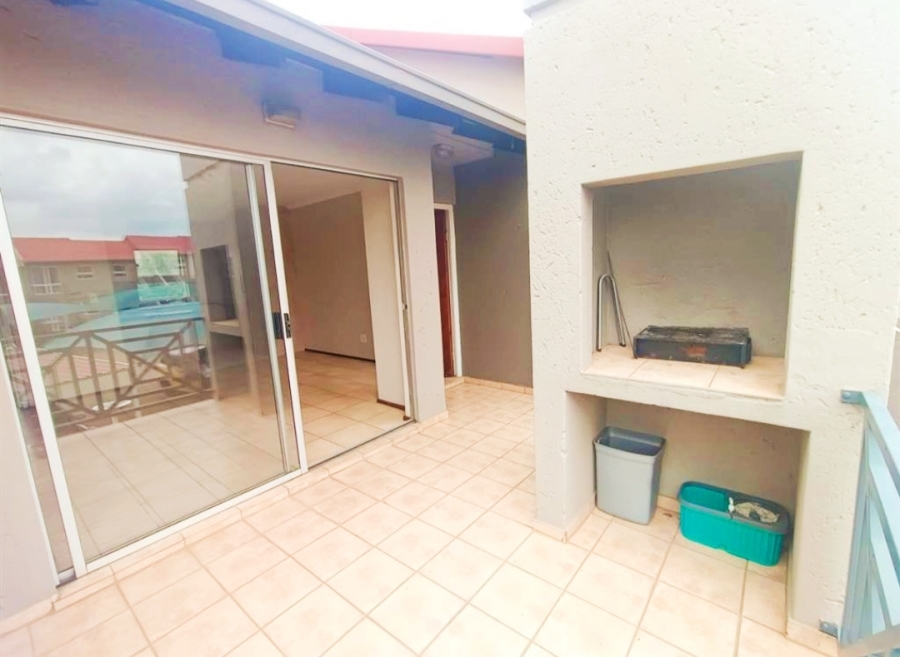 2 Bedroom Property for Sale in South Crest Gauteng